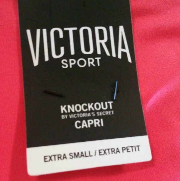 Victoria Sport Knockout Capri Leggings NWT xs - Picture 8 of 8
